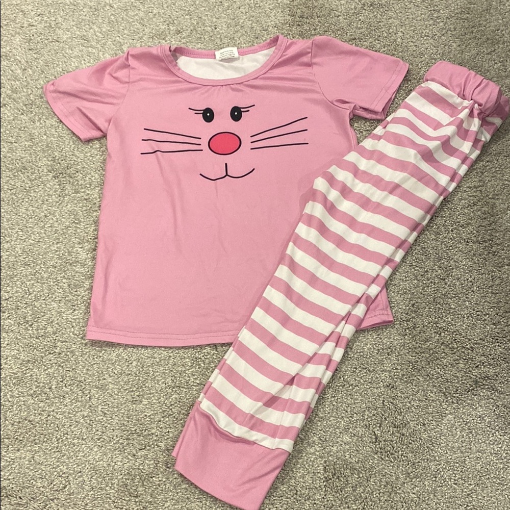 EUC Toddler girl’s Bunny Pajamas